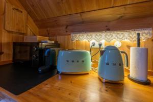 two appliances sitting on a counter in a kitchen at The Sigló House in Siglufjörður