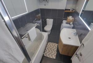 Koupelna v ubytování Murter - SeaView & Magic Sunsets + 12 fotografií