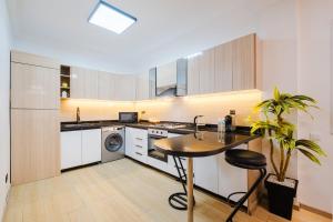 Una cocina o cocineta en Luxury Apt in Heart Gueliz Panoramic City Views