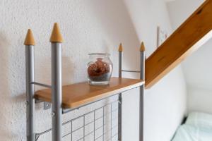 Postel nebo postele na pokoji v ubytování FLEX Aparts - möblierte Wohnung in Zwickau