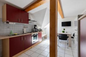 Kuchyň nebo kuchyňský kout v ubytování FLEX Aparts - möblierte Wohnung in Zwickau