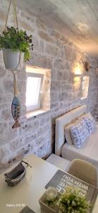 Χώρος καθιστικού στο Cosy Studio with breathtaking view