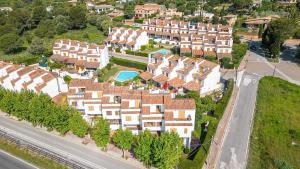 an aerial view of a group of houses at Casa en Sant Antoni de Calonge in Calonge