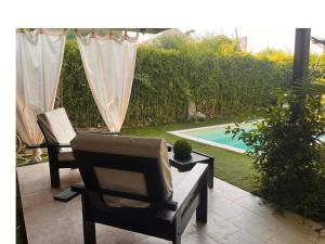 Bazén v ubytování Harmony Lake Sirmione nebo v jeho okolí