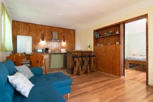 Kuchyň nebo kuchyňský kout v ubytování Casa Porozina - Cozy Apartments & Rooms - Paradise Beach 300m