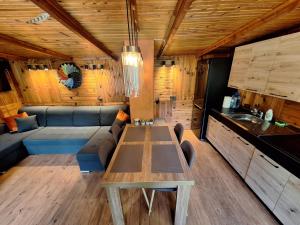 Kuchyň nebo kuchyňský kout v ubytování Guest House 'Selgas', Engure