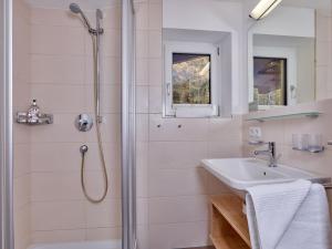Koupelna v ubytování Appartement Gästehaus Bergkristall