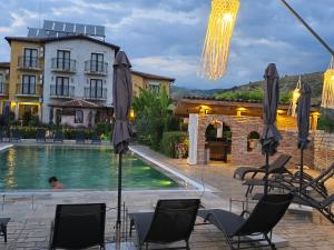 Bazén v ubytování Boutique Hotel Colosseo nebo v jeho okolí