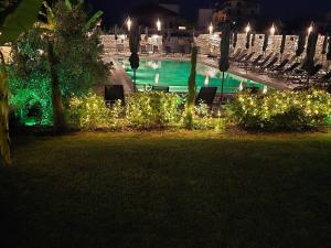 Bazén v ubytování Boutique Hotel Colosseo nebo v jeho okolí