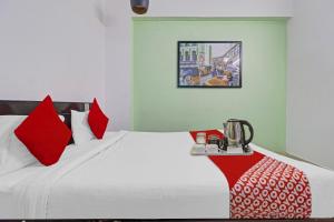 库卡特帕尔莱Hotel O Beautiful Stay Homes的相册照片