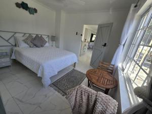 Gallery image of Treasure Beach Inn and Bar in Treasure Beach