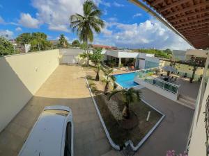 Bazén v ubytování Olho D'água Oasis nebo v jeho okolí