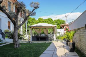 Zahrada ubytování Villa Flower Berat