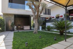 Zahrada ubytování Villa Flower Berat