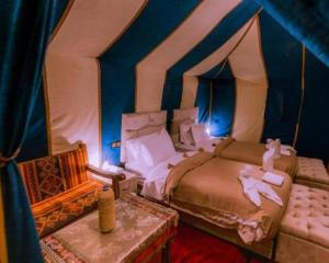 Cama o camas de una habitación en Africa Luxury Camp