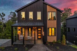 Το κτήριο όπου στεγάζεται  η παραθεριστική κατοικία