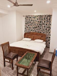 Hotel First Kashmir的休息区