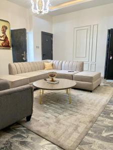 Posezení v ubytování Whitehouse apartment