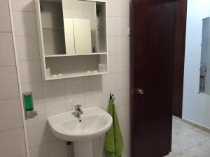 A bathroom at Estudio Las Huertas