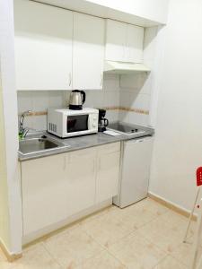 A kitchen or kitchenette at Estudio Las Huertas