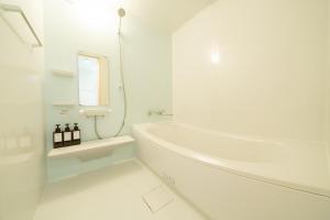 Koupelna v ubytování Hachiken House + 37 fotografií