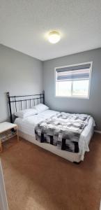 カルガリーにあるJHS Homesのギャラリーの写真