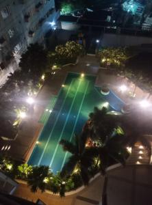 La alberca dentro o cerca de 1BR Condotel Ridgewood Towers Near BGC Airport #RW17