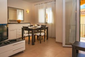 Kuchyň nebo kuchyňský kout v ubytování Residence Club El Paraiso