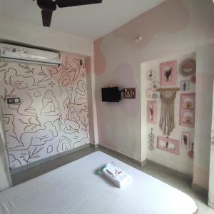 Postel nebo postele na pokoji v ubytování Vanam Pool Stay