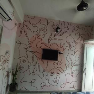 TV a/nebo společenská místnost v ubytování Vanam Pool Stay