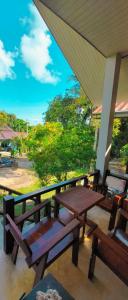 Gallery image of The Peaceful Villa No2 in Thongsala +8 photos