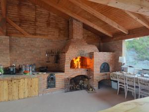 Fotografie z fotogalerie ubytování Pensiunea Trei Brazi Arieseni v destinaci Arieşeni