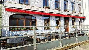 Restaurant ou autre lieu de restauration dans l'établissement Hôtel de la Poste