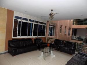 Gallery image of Aponye Hotel Kampala in Kampala