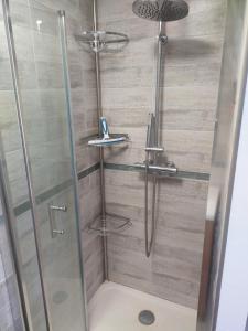 Ένα μπάνιο στο Appartement Monton +6 φωτογραφίες