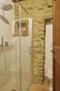 Koupelna v ubytování Villa L'Antico Mulino + 20 fotografií