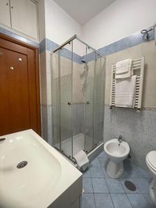 Ένα μπάνιο στο carbone house