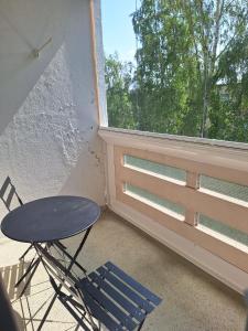 Μπαλκόνι ή βεράντα στο Cozy apartment with free parking +12 φωτογραφίες