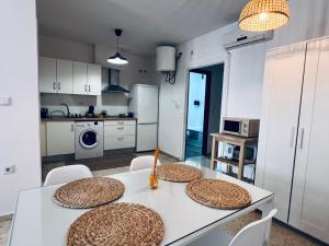 Dapur atau dapur kecil di Apartamento Banda Playa