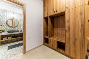 Posteľ alebo postele v izbe v ubytovaní Filoxenia House