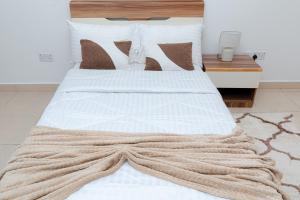 Voodi või voodid majutusasutuse POLO HEIGHTS-Sky Suites toas +48 fotot