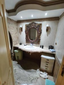 Ένα μπάνιο στο Legacy Lodge Heliopolis