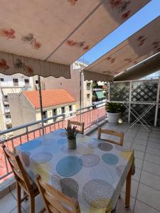 Balkón nebo terasa v ubytování Qqueen House