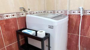 Un baño de مسكن البدر