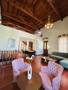 Posezení v ubytování ''Di Mare'' Hotel & Suites