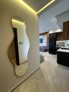 Andalusian Dream II 2 Bedrooms apartment near by the Beach and TGV station廚房或簡易廚房