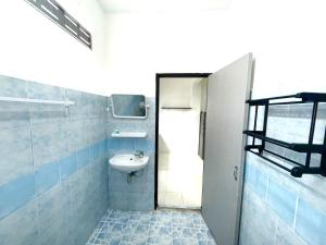 Koupelna v ubytování Patong Canal Villa 104