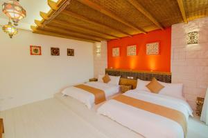 Uma cama ou camas num quarto em 田田圈