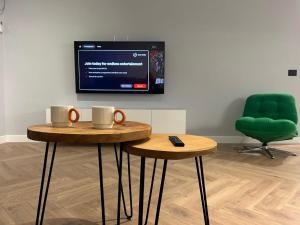 TV a/nebo společenská místnost v ubytování Luxury Old Bazaar