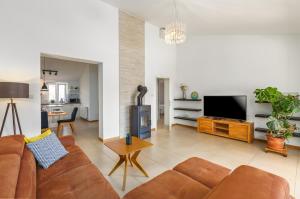 Μια τηλεόραση ή/και κέντρο ψυχαγωγίας στο Casa Tatjana